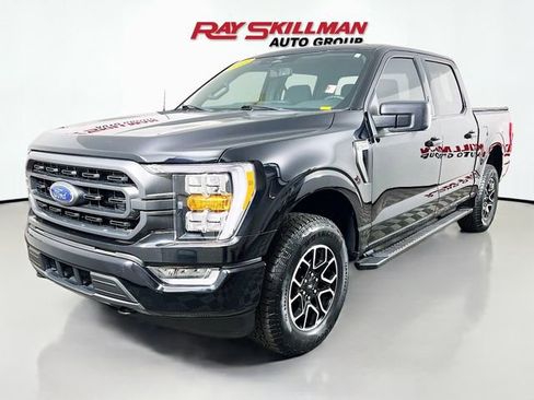 Used 2023 Ford F150 XLT w/ Equipment Group 302A High AWD/4WD image 3