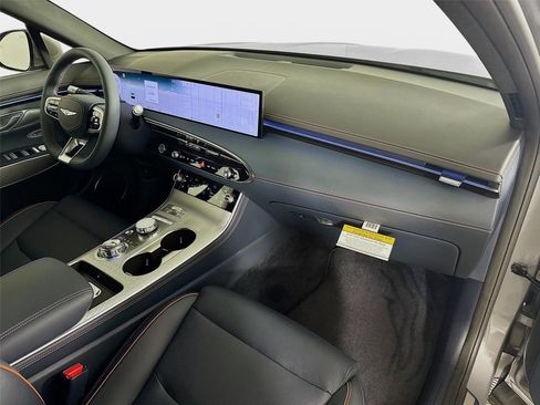 New 2026 Genesis GV70 2.5T Sport Prestige AWD/4WD image 31