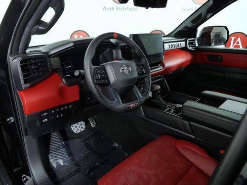 Used 2025 Toyota Sequoia TRD Pro AWD/4WD image 17