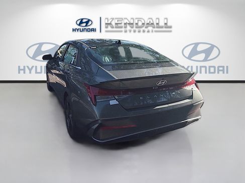 New 2026 Hyundai Elantra SEL Sport Premium FWD image 4