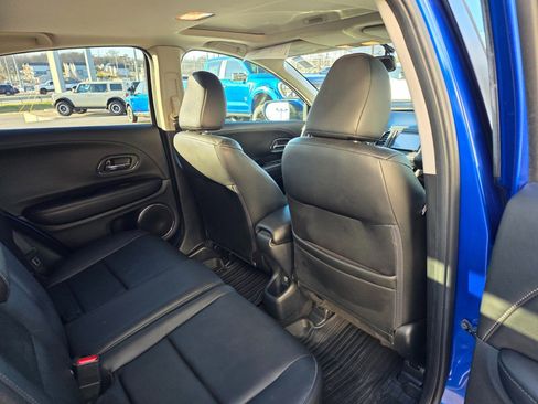 Used 2018 Honda HR-V EX-L image 13