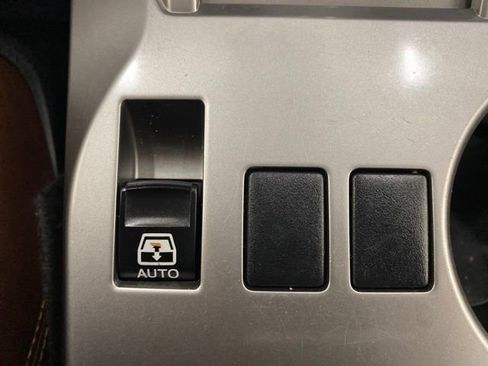 Used 2017 Toyota 4Runner Limited image 24