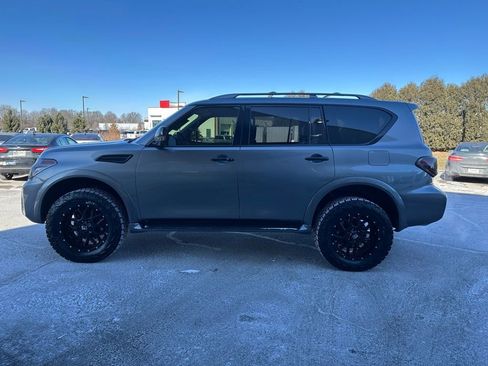 Used 2020 Nissan Armada Platinum w/ Captain's Chairs Package image 4