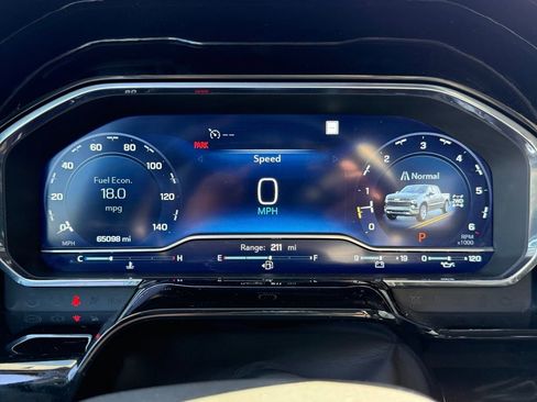 Used 2022 Chevrolet Silverado 1500 LT image 18