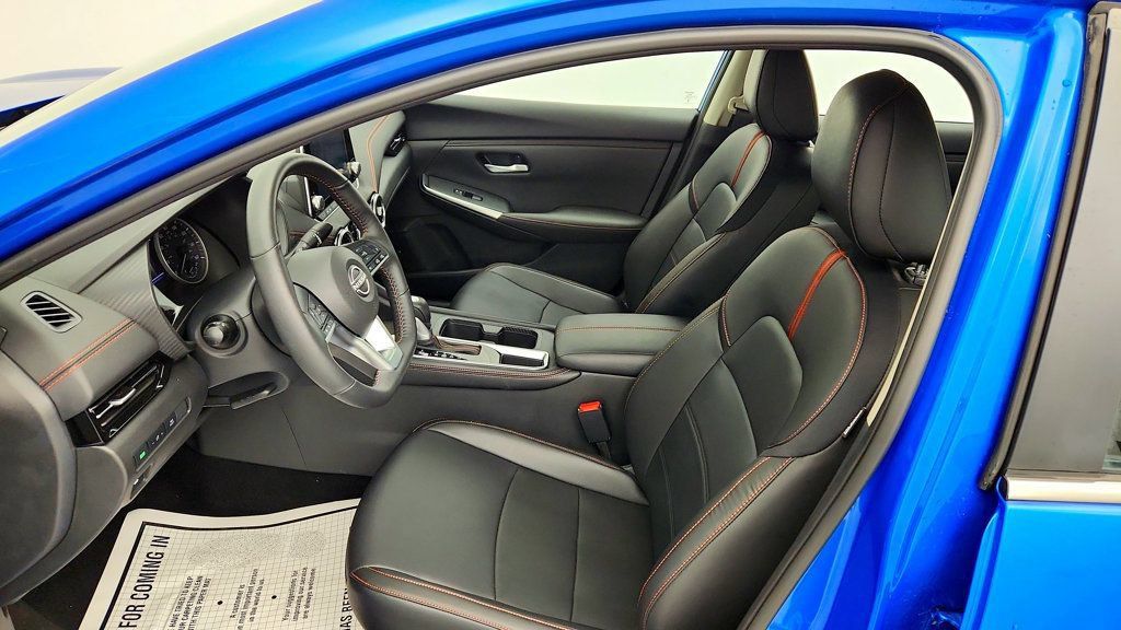 Used 2025 Nissan Sentra SR w/ SR Premium Package FWD image 18