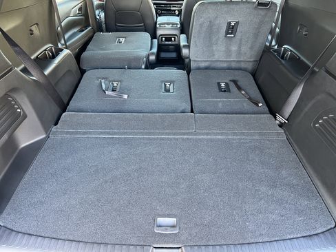 Used 2025 Chevrolet Traverse Z71 w/ Enhanced Driving Package image 22