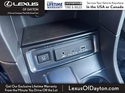 Used 2023 Subaru Ascent Limited w/ Technology Package image 26