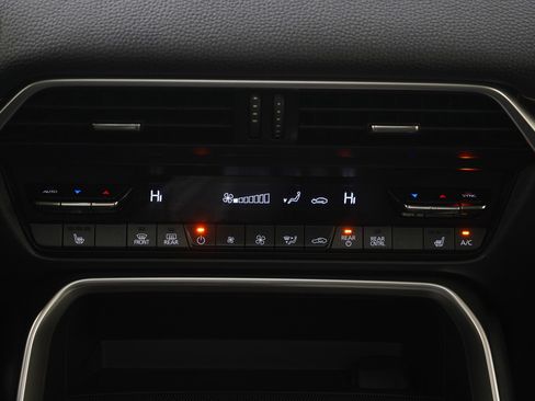 Certified 2025 MAZDA CX-90 3.3 Turbo w/ Premium Sport Pkg image 17