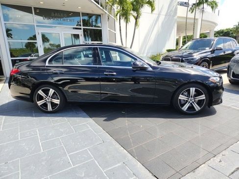 Used 2025 Mercedes-Benz C 300 Sedan image 7