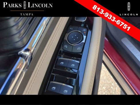 Certified 2022 Lincoln Corsair Standard w/ Equipment Group 101A image 16