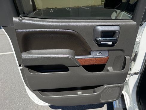 Used 2014 GMC Sierra 1500 SLE w/ SLE Value Package RWD image 14