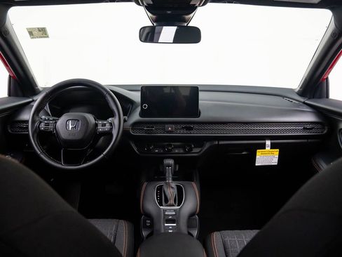 Certified 2026 Honda HR-V Sport image 9