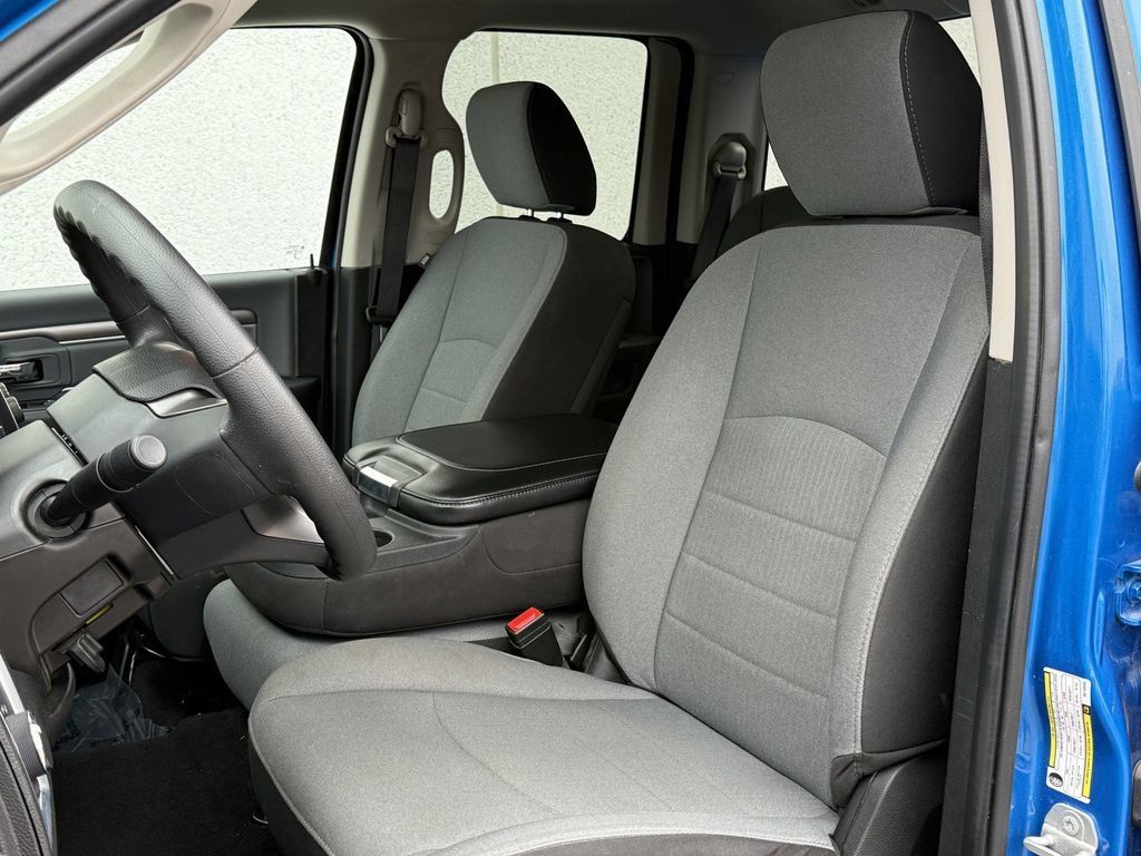 Used 2024 RAM 1500 Classic SLT AWD/4WD image 13