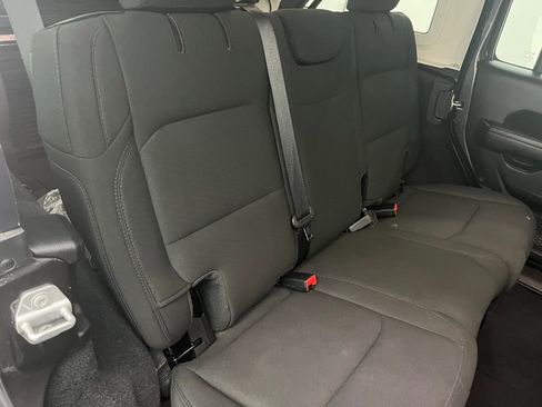 Used 2021 Jeep Wrangler Unlimited Sport image 25