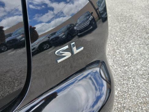 Used 2017 Nissan Juke SL FWD image 17