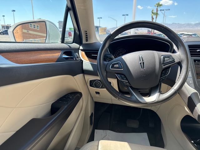 Used 2017 Lincoln MKC Select w/ Select Plus Package FWD image 13