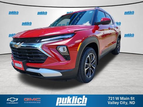 New 2026 Chevrolet TrailBlazer LT w/ Convenience Package AWD/4WD image 1
