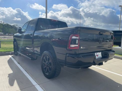 Used 2023 RAM 2500 Laramie w/ Night Edition AWD/4WD image 6