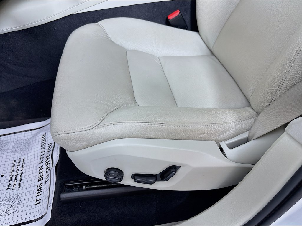 Used 2024 Volvo XC90 B6 Plus AWD/4WD image 21