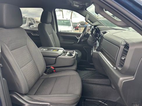 Used 2022 Chevrolet Silverado 1500 RST AWD/4WD image 33