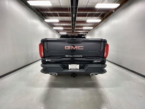 Certified 2025 GMC Sierra 1500 AT4 w/ Technology Package AWD/4WD image 7