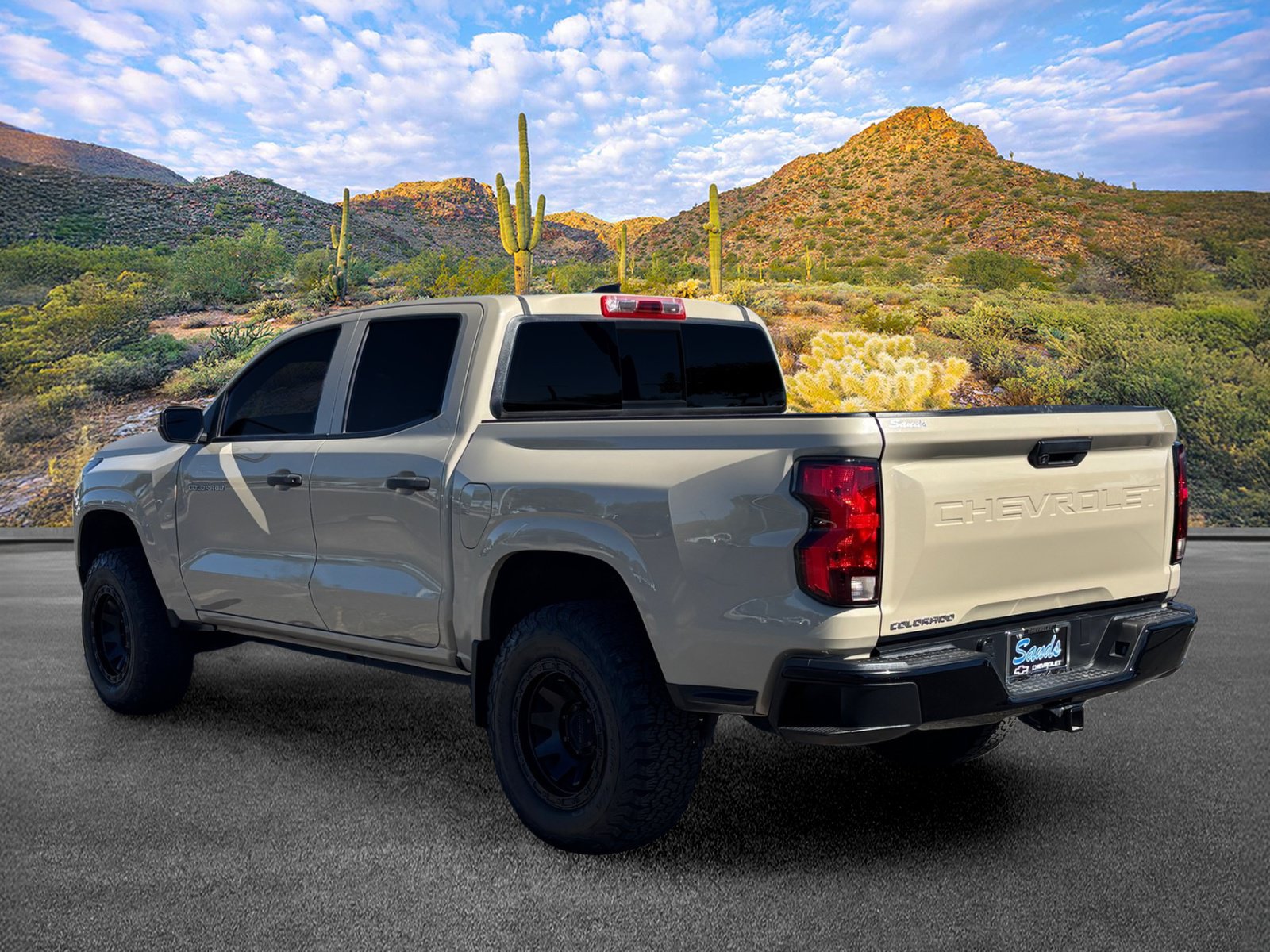 Used 2024 Chevrolet Colorado W/T w/ WT Convenience Package RWD image 6