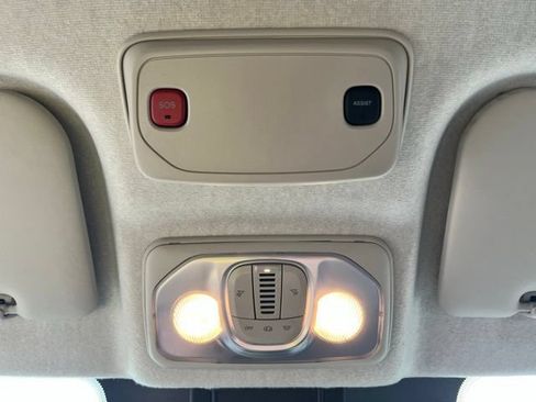Used 2025 RAM ProMaster 2500 w/ U-Haul Equipment Group FWD image 29