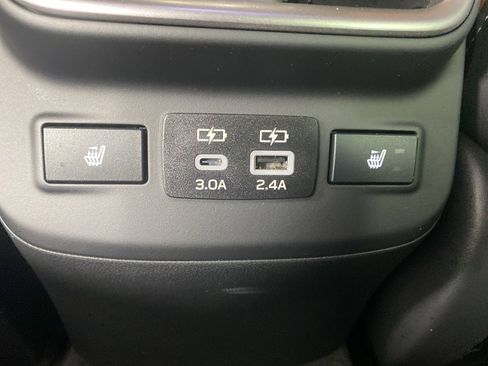 Certified 2025 Subaru Outback Touring XT image 29