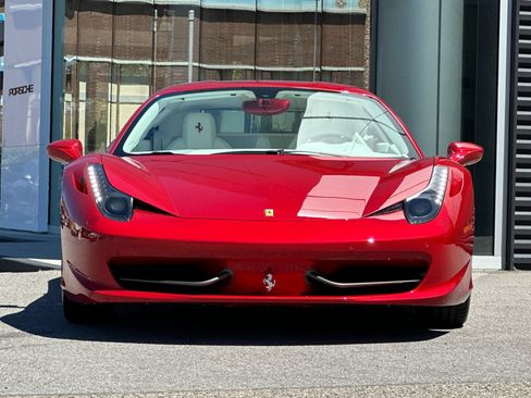 Used 2010 Ferrari 458 Italia Coupe RWD image 11