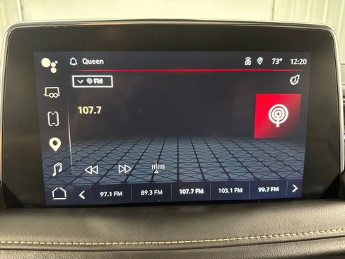 Used 2022 GMC Yukon SLT w/ SLT Premium Package AWD/4WD image 31
