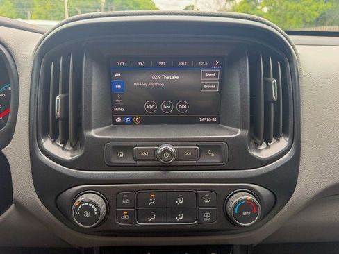 Used 2020 GMC Canyon 2WD Crew Cab w/ Convenience Package image 9