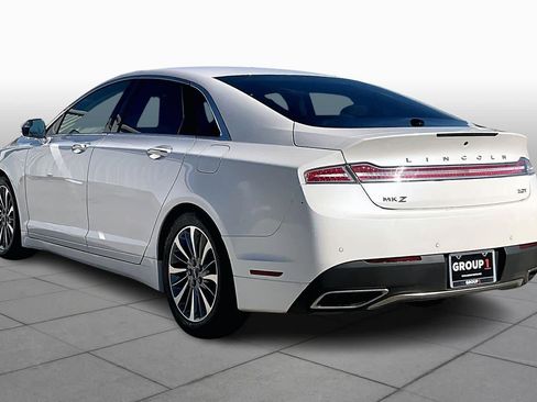 Used 2017 Lincoln MKZ Premiere image 10