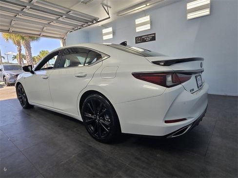 Used 2021 Lexus ES 350 F Sport image 11