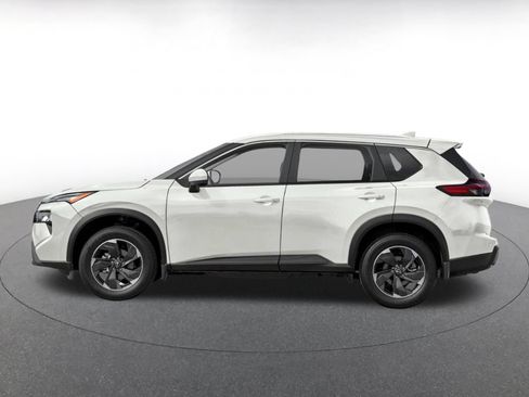Used 2025 Nissan Rogue SV FWD image 3