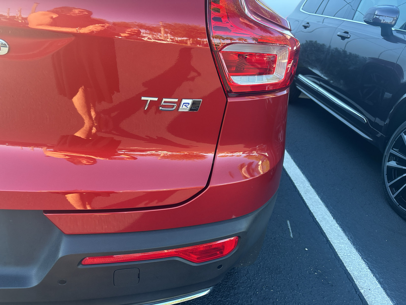 Used 2019 Volvo XC40 T5 R-Design AWD/4WD image 6