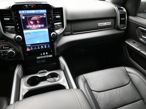 Used 2025 RAM 1500 Lone Star AWD/4WD image 37