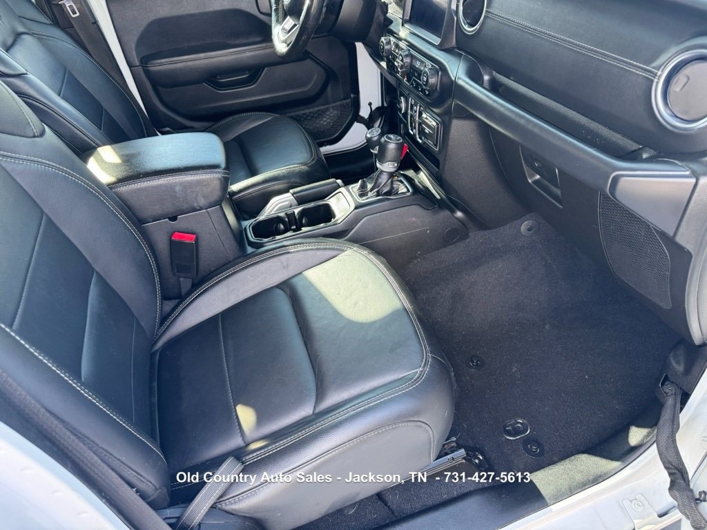 Used 2019 Jeep Wrangler Unlimited Sahara w/ Quick Order Package 24M Moab AWD/4WD image 14