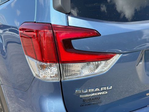 Used 2020 Subaru Forester Premium image 10