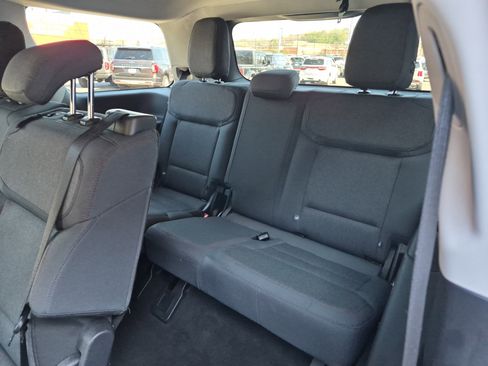 Used 2025 Ford Expedition Active image 15