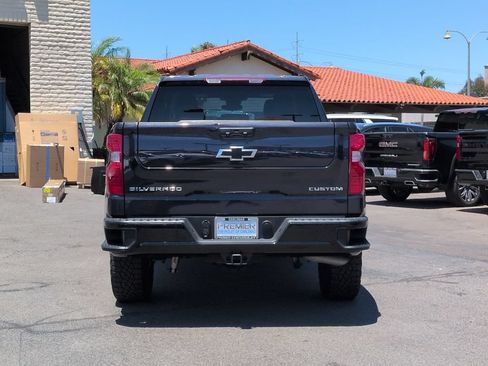 Used 2023 Chevrolet Silverado 1500 Custom Trail Boss AWD/4WD image 7