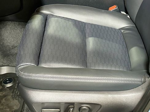 New 2025 Toyota Land Cruiser w/ Premium Package AWD/4WD image 19