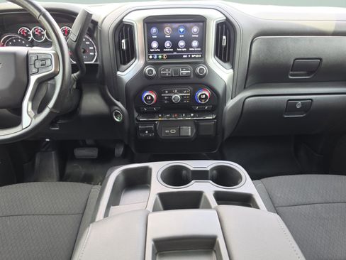 Used 2021 Chevrolet Silverado 1500 LT w/ Bed Protection Package AWD/4WD image 17