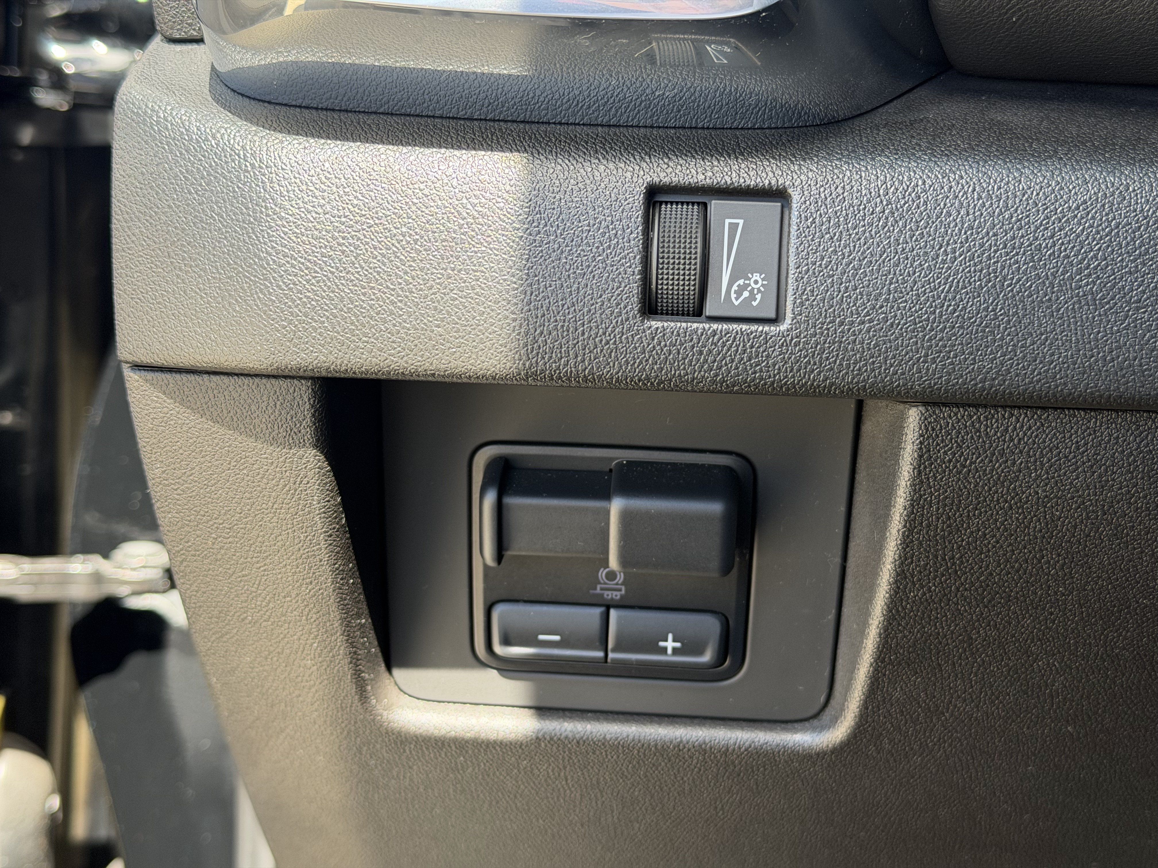Used 2023 GMC Canyon Elevation w/ Convenience Package RWD image 23