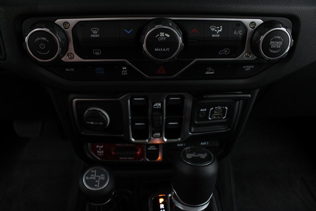 Used 2025 Jeep Wrangler Unlimited Sport S 4xe AWD/4WD image 6