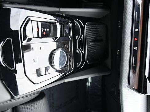 Certified 2024 BMW i5 eDrive40i w/ M Sport Package image 12