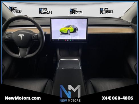 Used 2022 Tesla Model Y Long Range AWD/4WD image 8