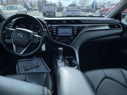 Used 2019 Toyota Camry SE image 19