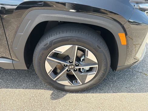 Certified 2025 Hyundai Tucson SEL AWD/4WD image 12