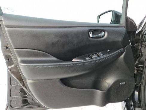 Used 2021 Nissan Leaf SL Plus image 11