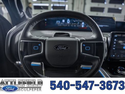 New 2025 Ford Expedition Platinum w/ Stealth Performance Package image 38